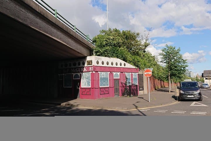Belfast Black Taxi Tour: Troubles Murals, Peace Walls & Local Stories photo 2