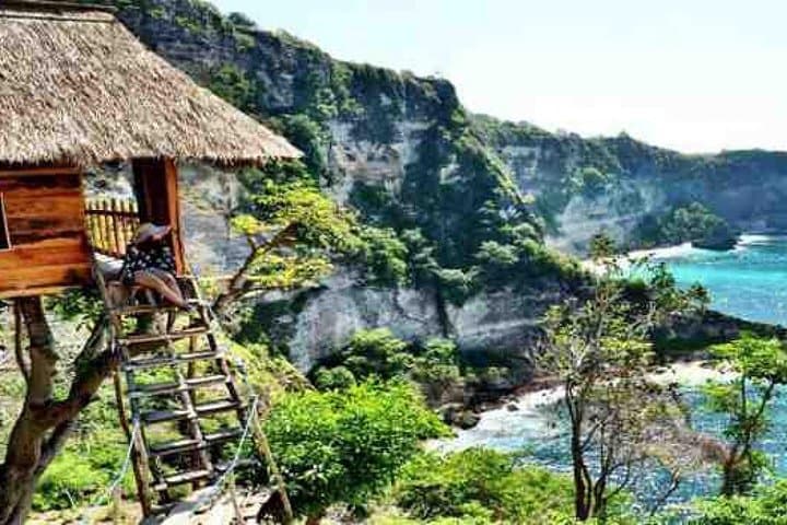 Explore Nusa Penida Bali: Day Trip to Diamond Beach, Treehouse & Kelingking photo 2