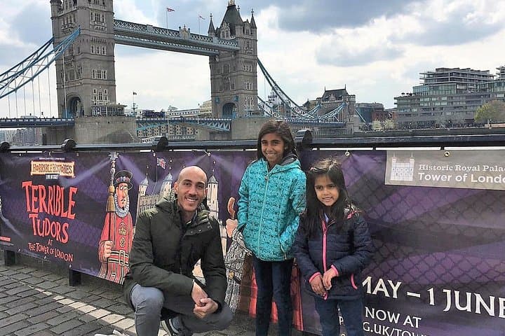 Family-Friendly Tower of London and Tower Bridge Guided Tour photo 1