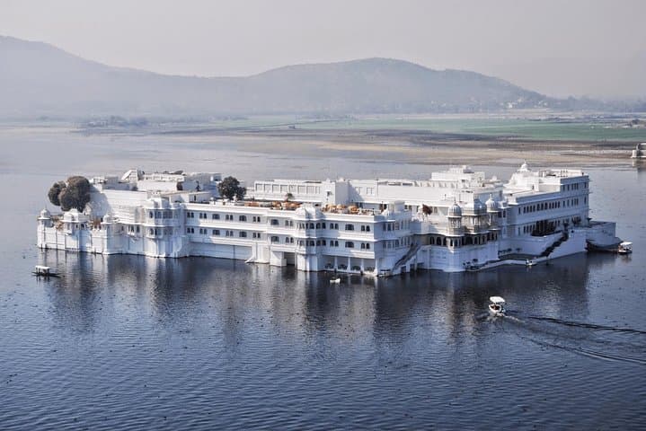 10-Day Private Royal Rajasthan Tour: Jaipur, Jaisalmer, Jodhpur & Udaipur photo 4