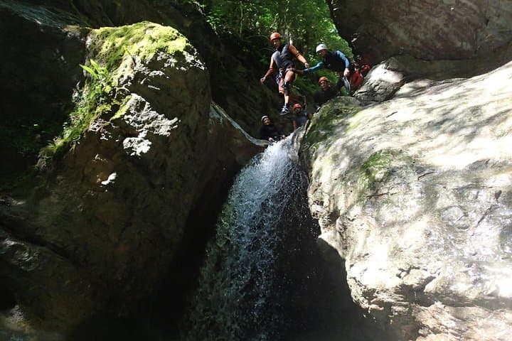 Ecouges Canyon Intermediate: 4.5-Hour Canyoning in the Vercors Near Grenoble photo 2