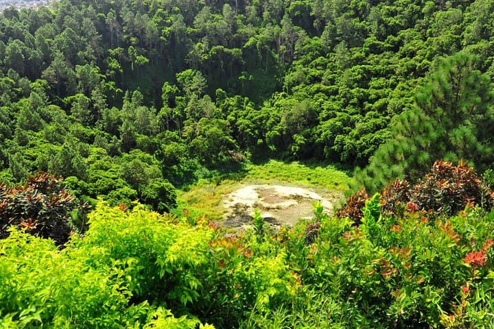 Mauritius Hinterland in a Day: Trou aux Cerfs, Grand Bassin & Chamarel Private Guided Tour photo 6