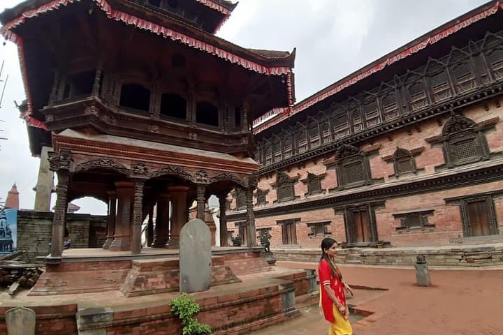 Nagarkot Sunrise & Bhaktapur Heritage Day Trip from Kathmandu photo 3
