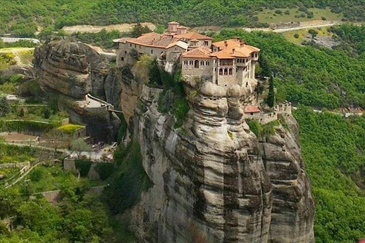 2-Day Private Tour to Delphi & Meteora from Athens