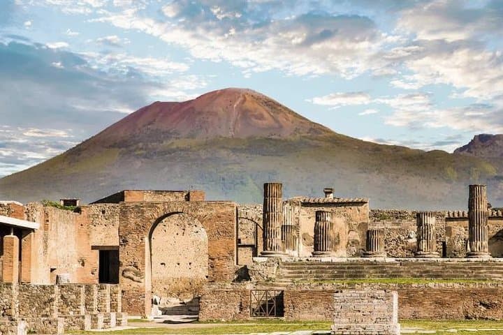 Private Day Trip to Pompeii, Sorrento & Positano from Rome — Driver-Only Self‑Tour photo 3