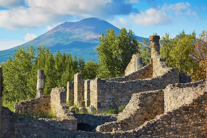 Private Day Trip to Pompeii, Sorrento & Positano from Rome — Driver-Only Self‑Tour photo 2