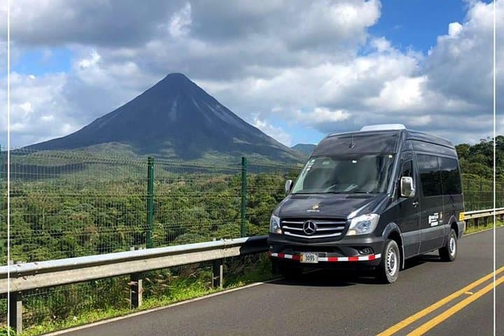 Manuel Antonio to Monteverde Shared Shuttle — Coast to Cloud-Forest Transfer Guide