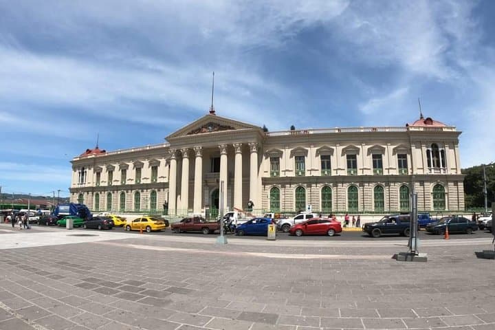 San Salvador City Tour & El Boquerón National Park with Pupusa Tasting