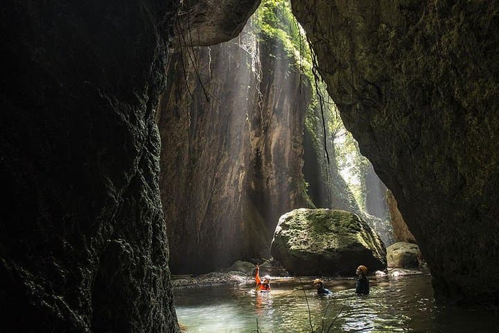 Aling Gorges Canyoning: Bali’s Wild Rappels, Jumps and Bat Cave Swim photo 3