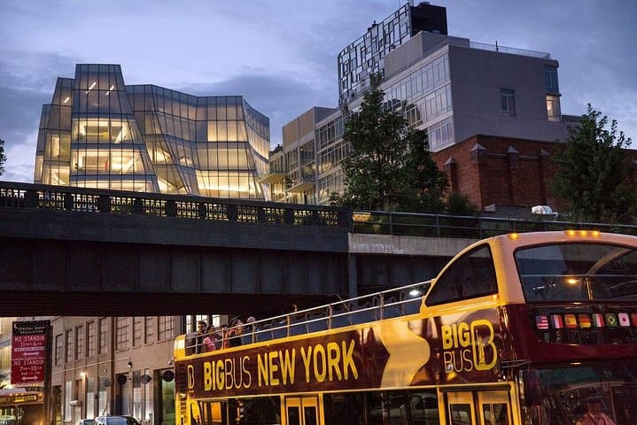 Night Lights of New York: Open-Top Big Bus Sightseeing Tour photo 3