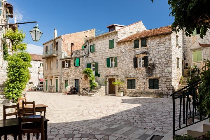 Hvar Wine Tasting Bike Tour: Stari Grad Plain to Vrboska and Jelsa photo 2