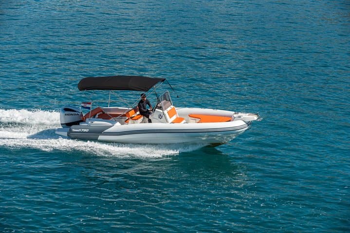 Private Full-Day Boat Trip in the Trogir Archipelago — Drvenik, Šolta & Maslinica photo 3