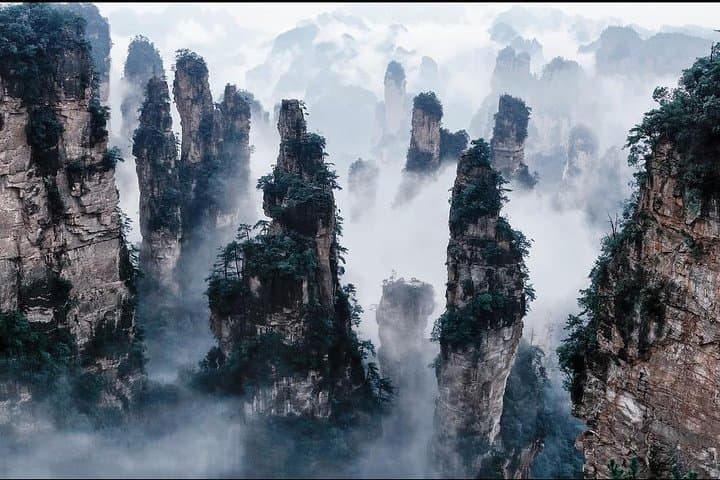 Zhangjiajie in 3 Days: Private Avatar Mountains, Bailong Elevator & Glass Bridge from Shanghai