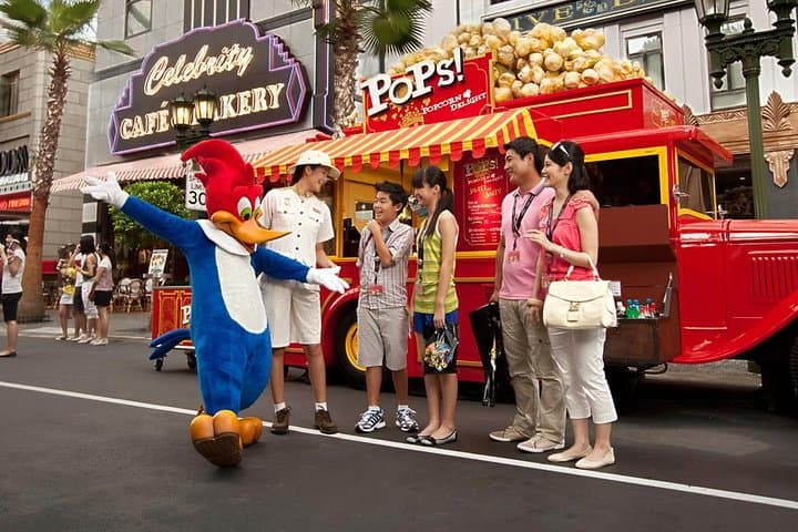 Universal Studios Singapore & S.E.A. Aquarium One-Day Combo — Sentosa Family Guide photo 3