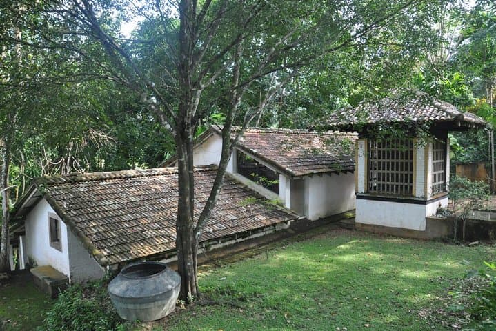 Lunuganga, Meetiyagoda & Madu River Day Tour from Ahangama photo 6