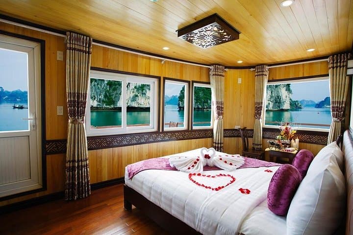 2-Day Bai Tu Long Bay Cruise on a Traditional Wooden Boat photo 2