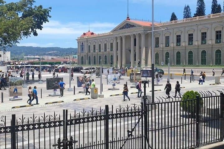 Half-Day Walking Tour in Downtown San Salvador with Pupusa Tasting photo 4
