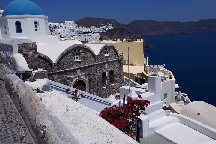Tailor-Made Santorini Highlights: 4-Hour Private Tour of Akrotiri, Wineries & Caldera Views photo 4