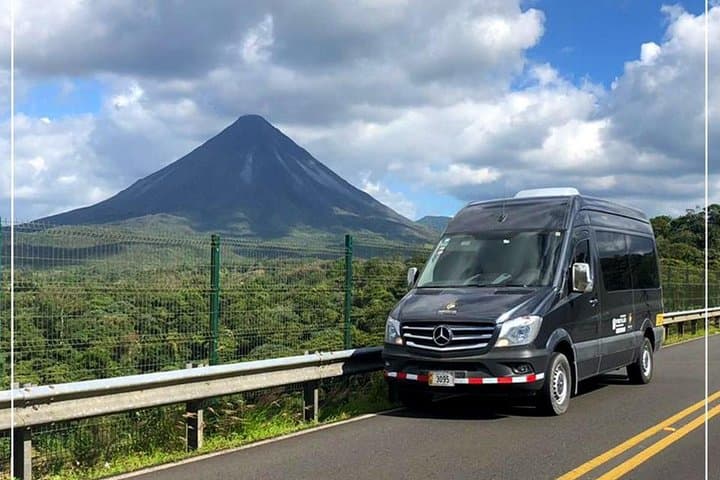 Shared Shuttle From San Jose to Manuel Antonio — Reliable Door-to-Door Transfer