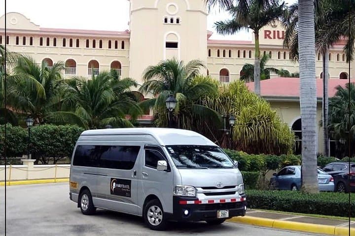 Shared Shuttle Manuel Antonio to San José Airport (SJO) — Reliable Door-to-Door Transfer photo 3