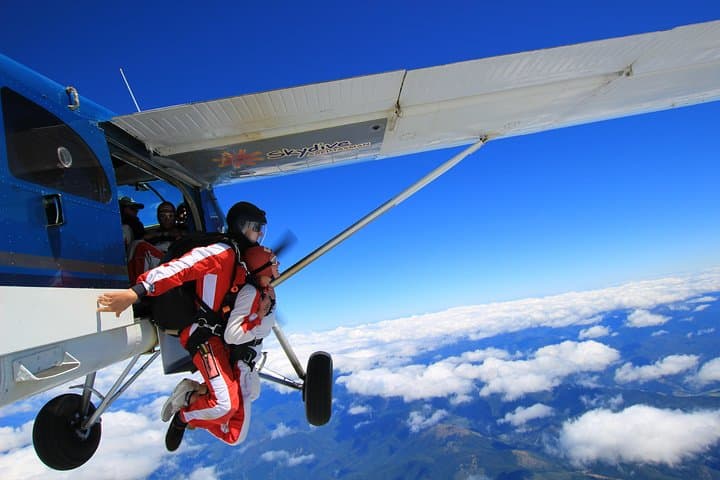 13,000ft Tandem Skydive over Abel Tasman Coastline (Motueka) photo 6