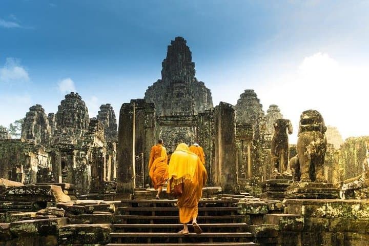 Private One-Day Tuk‑Tuk Small Tour of Angkor Temples — Siem Reap Temple Route photo 4