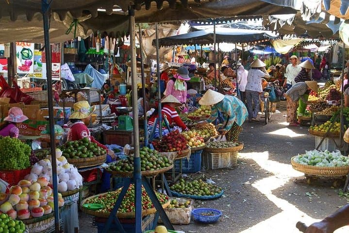 Nha Trang 3-Island Speedboat Tour: Snorkel Hon Mun, Visit a Fishing Village, Relax on Hon Tam photo 5