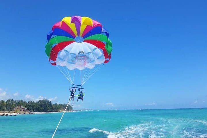 Soaring Over Bavaro: 10-Minute Parasailing with Transport in Punta Cana photo 3