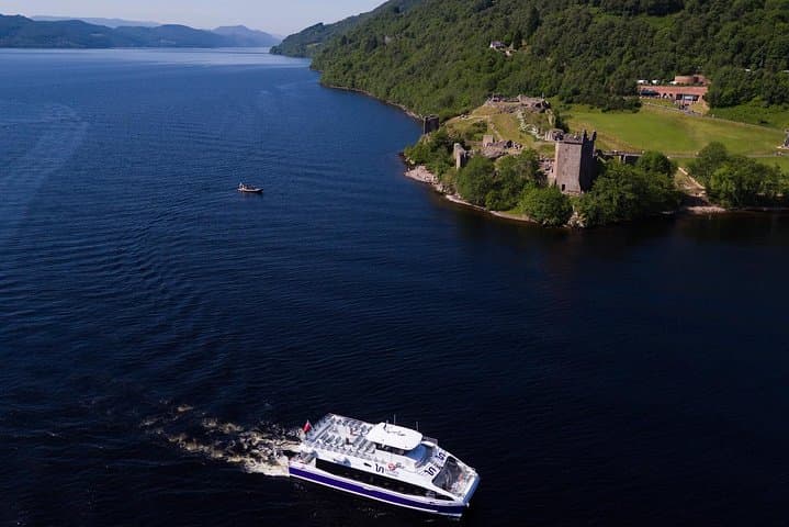 Loch Ness and Caledonian Canal 2-Hour Cruise from Dochgarroch: Sail Past Urquhart Castle photo 3