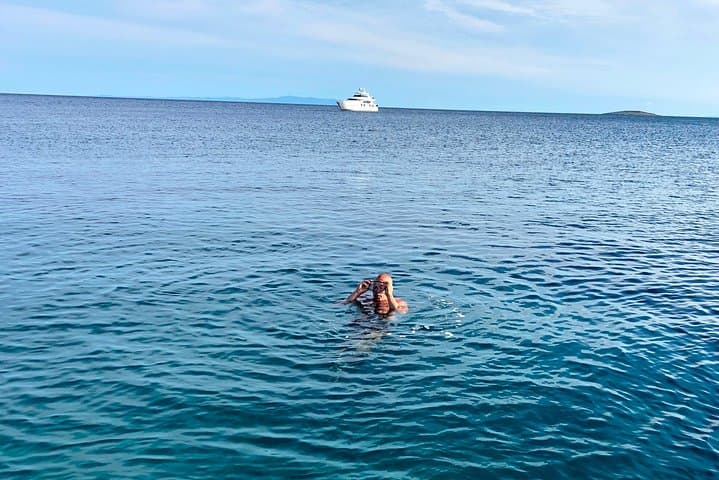Private Sunset Speedboat Tour from Trogir to the Blue Lagoon photo 3
