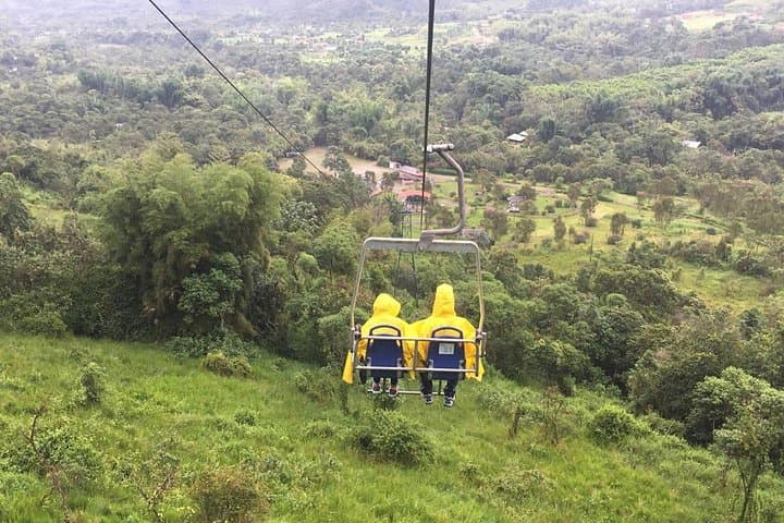Mindo Cloud Forest Private Day Tour from Quito – Waterfalls, Hummingbirds & Chocolate photo 2