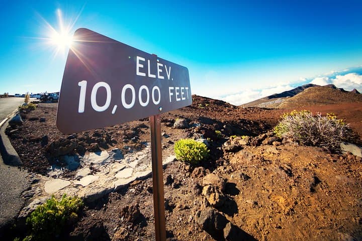 Private Haleakala Summit & Stroll from Kahului — Summit Drive, Crater Views & Cloud-Forest Walk