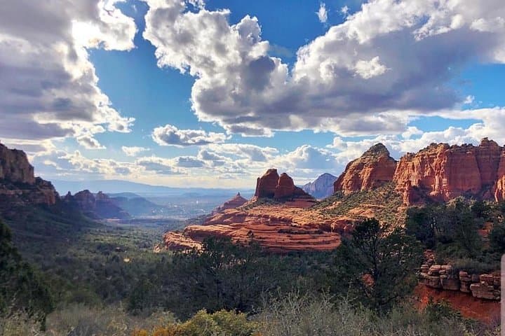 Conquer Sedona’s Red Rocks: Private 4x4 Jeep Tour to Old Bear Wallow Canyon