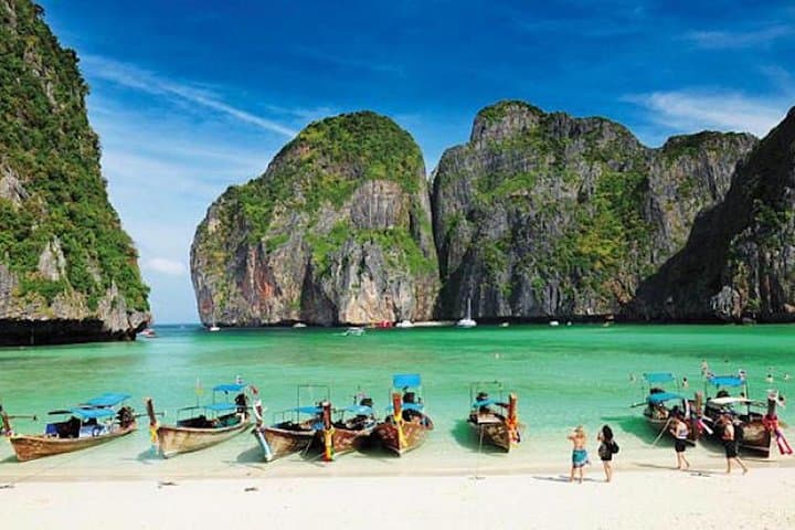 Phi Phi Island Premium Big-Boat & Speedboat Tour from Phuket photo 5