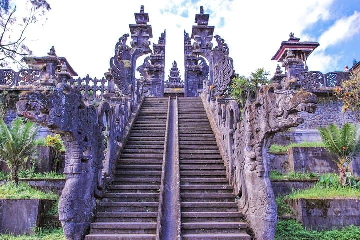 Besakih Mother Temple Bali Cultural Day Tour: History, Viewpoints & Local Crafts photo 3