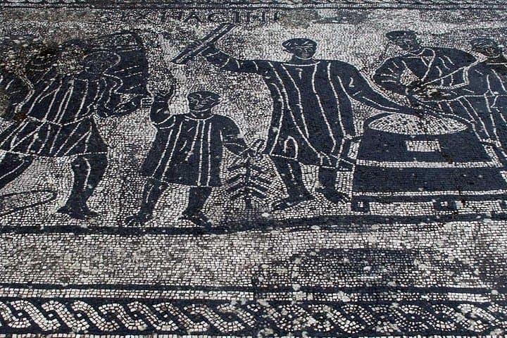 Ostia Antica Archaeological Tour: Explore Ancient Rome’s Commercial Port photo 6