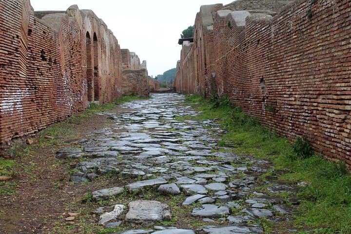 Ostia Antica Archaeological Tour: Explore Ancient Rome’s Commercial Port photo 5