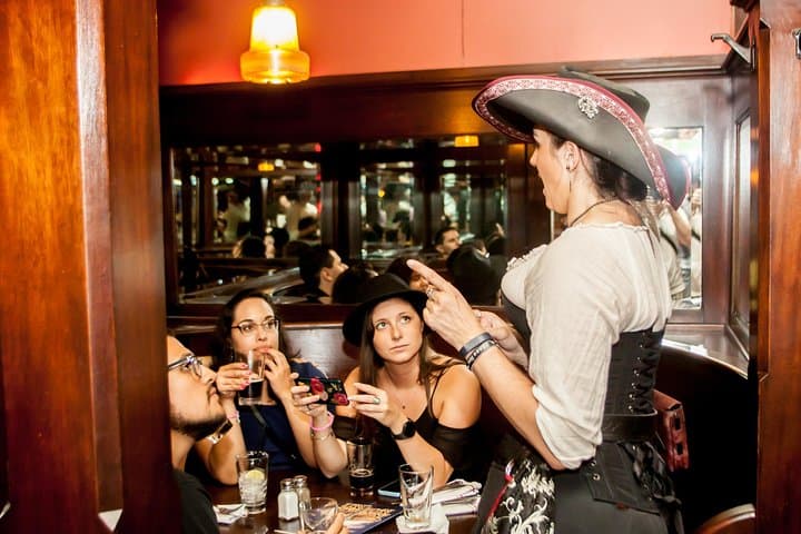 Haunted Washington DC Ghost and Pub Walking Tour: White House Spirits & Historic Bars photo 4