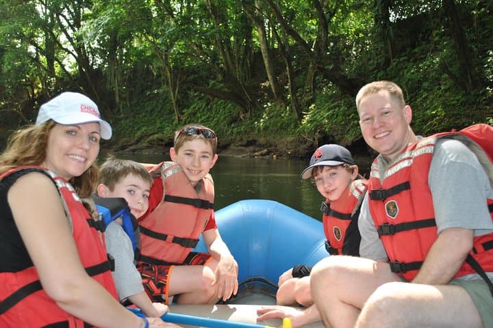 Safari Float & La Fortuna Waterfall Combo: River Raft, Waterfall Swim and Typical Lunch photo 4