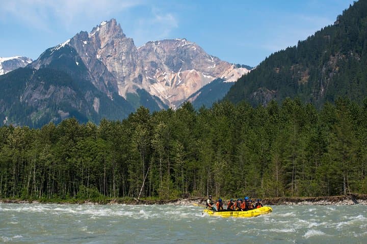 Elaho Whitewater Rafting: Class 3–4 Full-Day Adventure in Squamish Valley photo 5