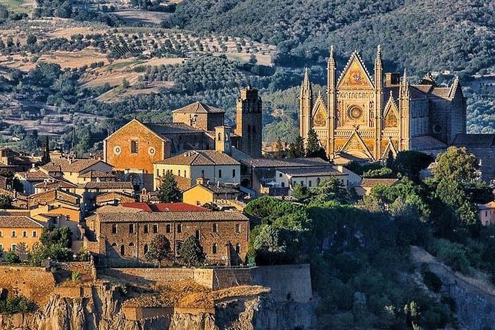 Assisi & Orvieto Day Trip from Rome — Private Full‑Day Cultural Journey photo 6
