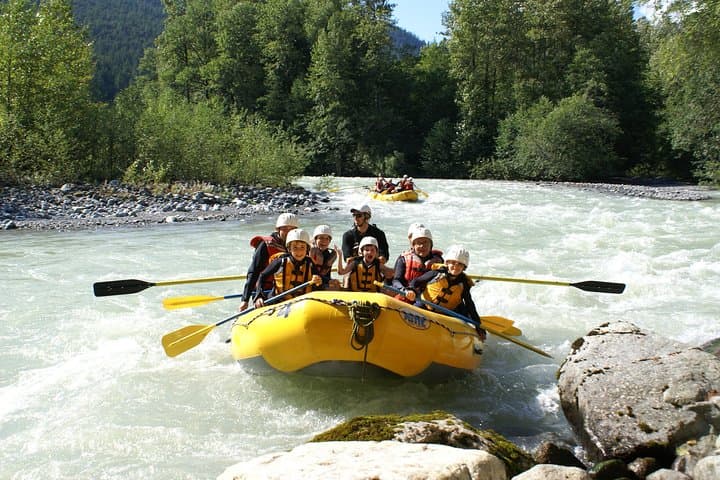 Cheakamus Family Rafting — Half-Day Rapids in Paradise Valley photo 6