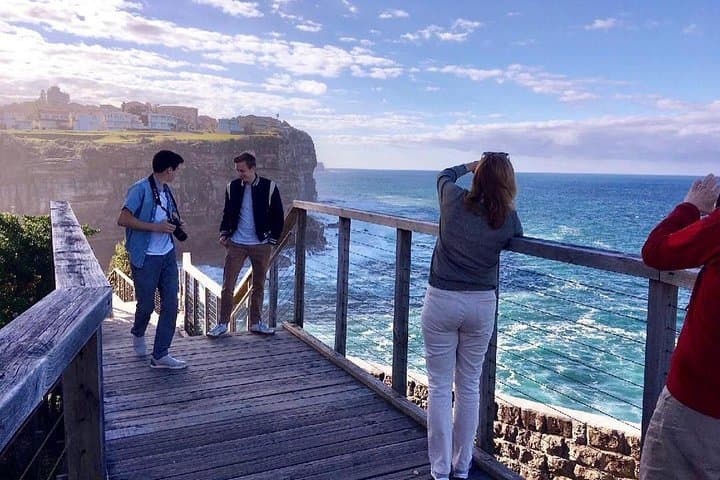 Coogee to Bondi Coastal Walk: Private Guided 6km Cliff-Top Walk from Your Hotel
