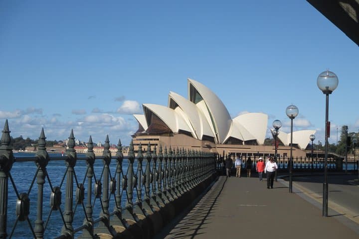 Private Sydney City Walking Tour: Opera House, Harbour Bridge & The Rocks photo 4
