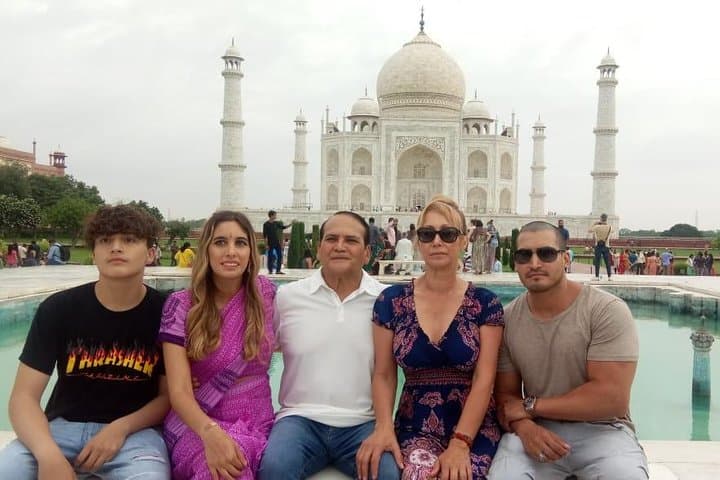Gatimaan Train Day Trip: Taj Mahal & Agra Fort from Delhi
