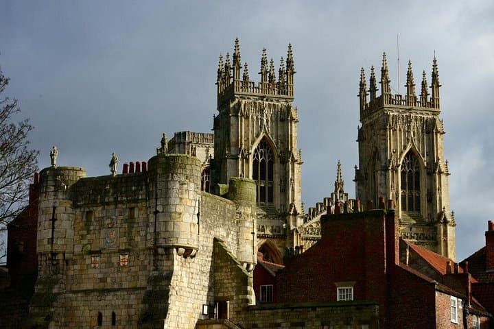 Best of York Walking Tour: Small-Group 90-Minute Snickelways & Minster Highlights photo 1