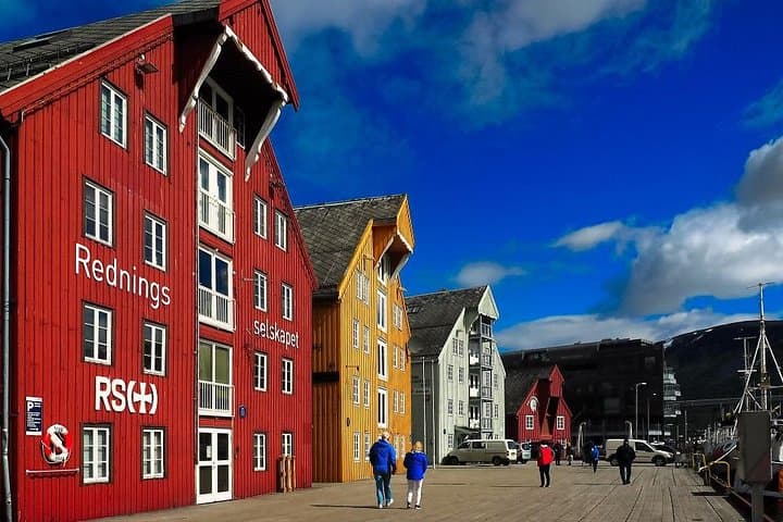 Tromsø Self-Guided Audio Walking Tour: Port, Polar Museum & Arctic Cathedral Views
