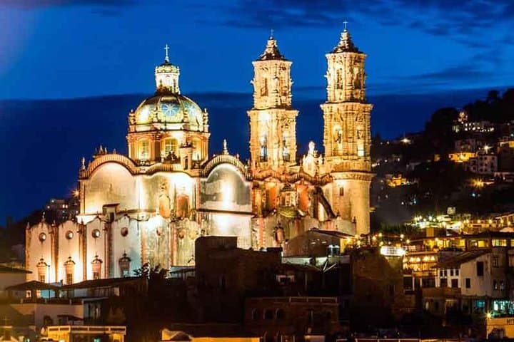 2-day-super-combo-cdmx-pyramids-taxco-cuernavaca