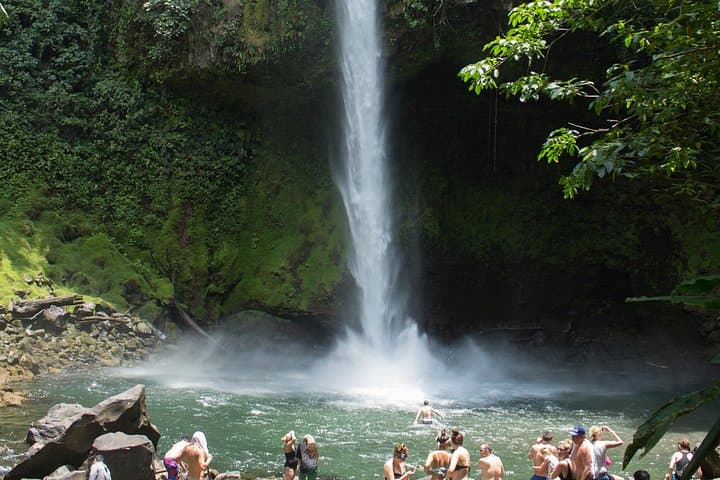 Private Hanging Bridges & La Fortuna Waterfall Day Tour with Costa Rican Lunch photo 4