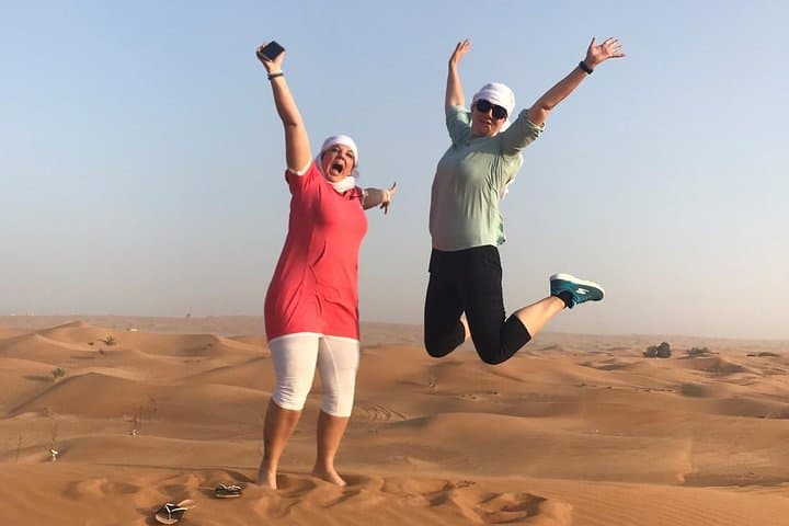 Dubai Sunset Red Dunes 4WD Safari: Extreme Dune Rides & Desert Camp